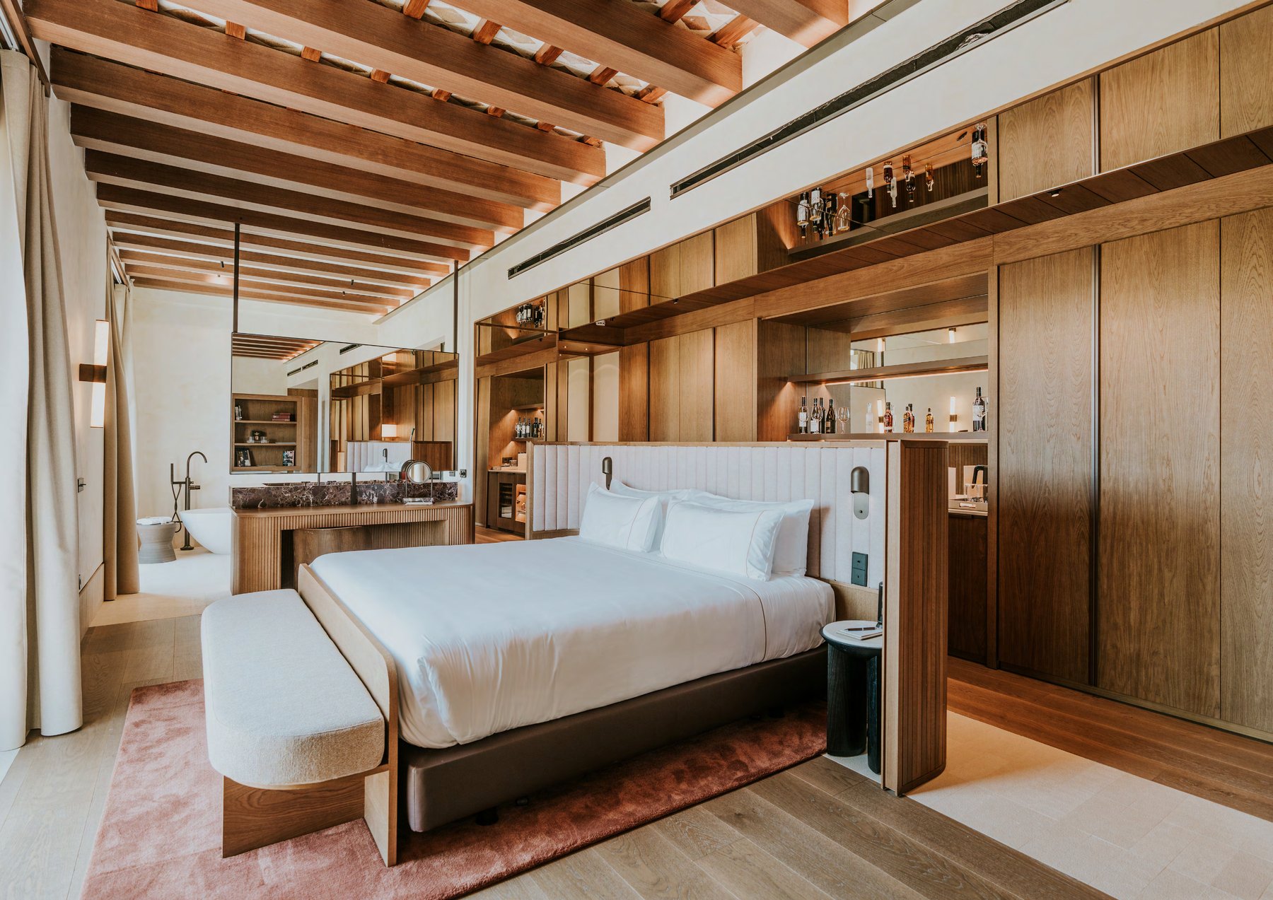 Contract Premium — Mas d'En Bruno Barcelona