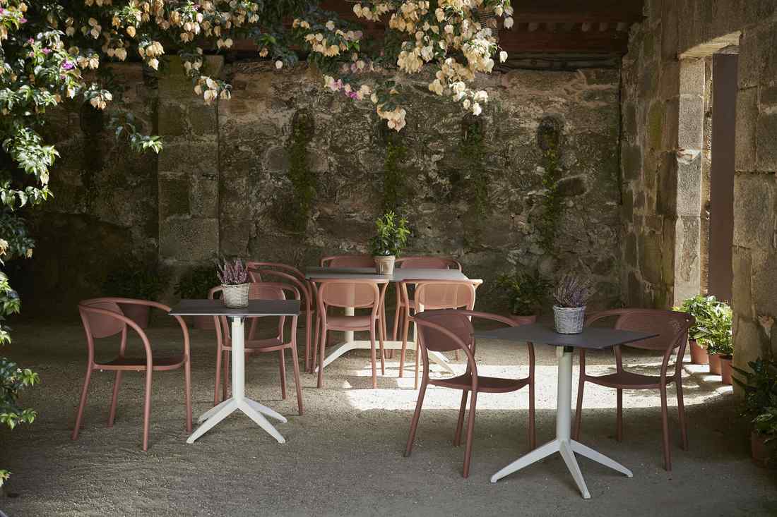 Beachfront terrace — white
